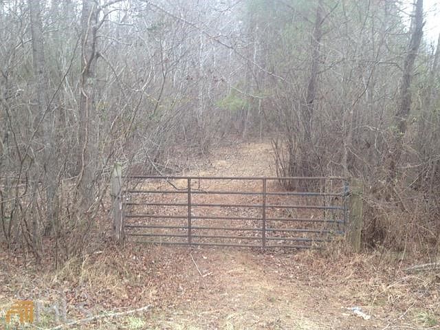 2nd image of 1620 Crossroads Church Rd
