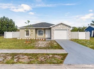 929 SE Forrest Park Dr, Stuart, FL 34994