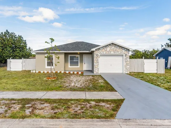 929 SE Forrest Park Drive, Stuart, FL 34994