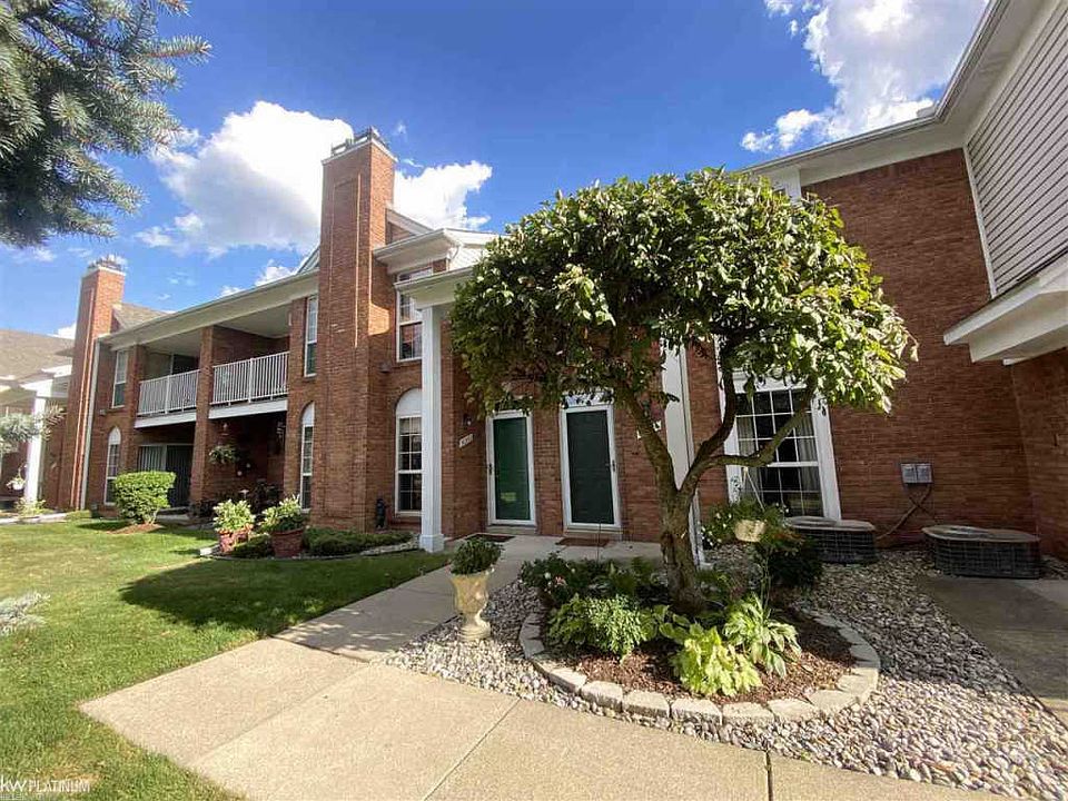 1st image of 52384 Heatherstone Ave #98