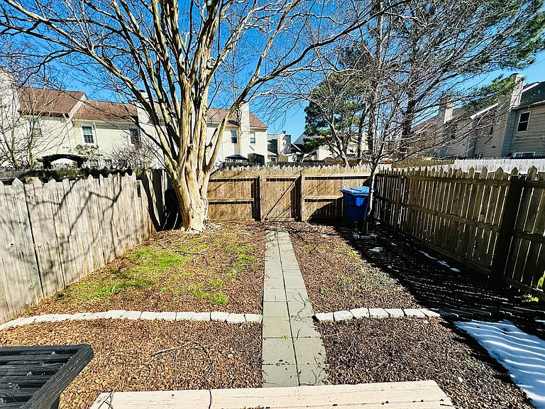 228 Windbrooke Ln — Photo 20