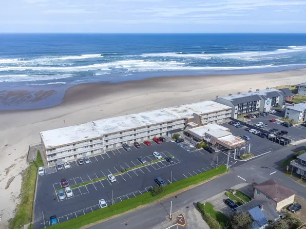 145 NW Inlet Ave #101, Lincoln City, OR 97367