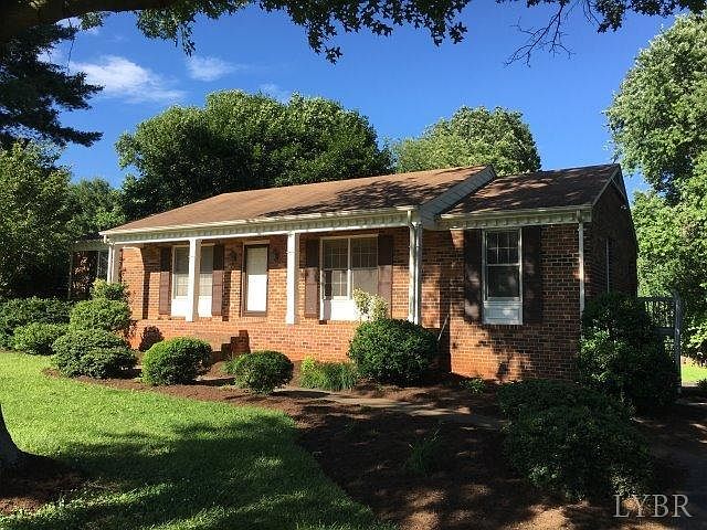 1st image of 146 Poplar Forest Dr