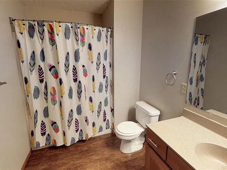 Oxbow Park Apartments — Photo 39