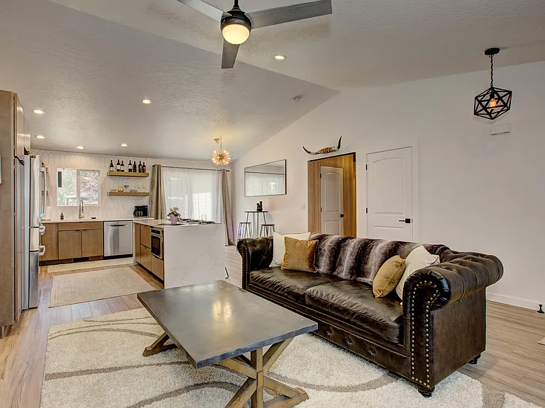 1143 N Nichole — Photo 27