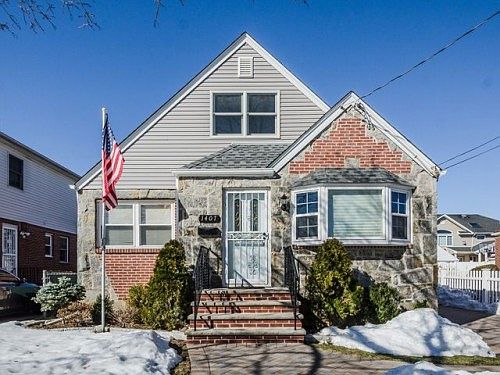 3rd image of 1407 Belmont Ave