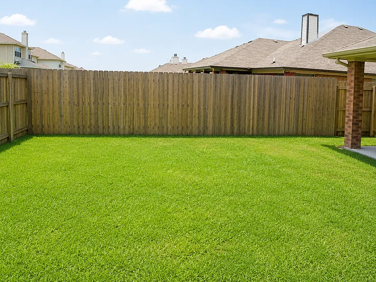 2805 Wisteria Ln — Photo 10