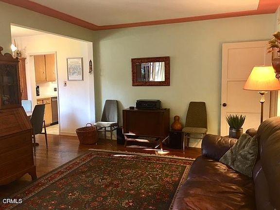 5th image of 240 N Catalina St