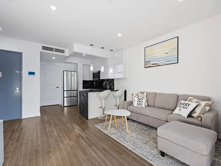 2491 Ocean Ave #6A — Photo 2