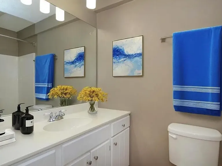 9400 Old Cedar Ave S #121 — Photo 10
