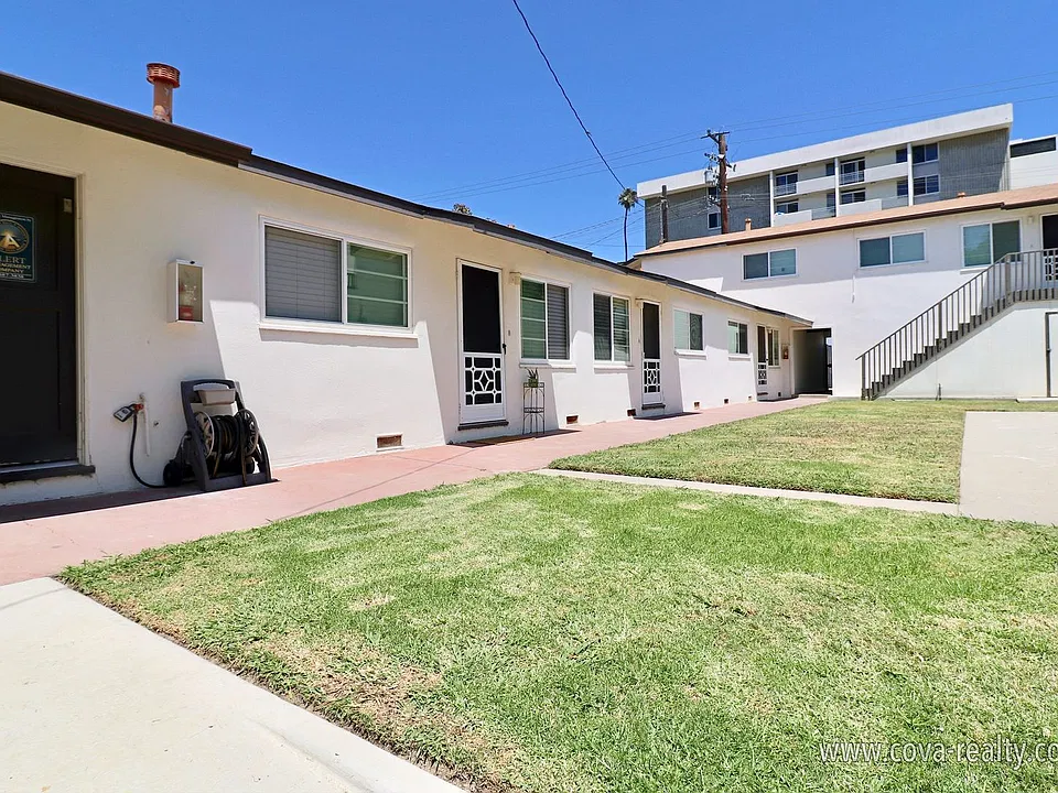 420 S D St