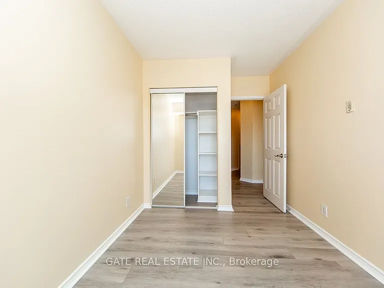 10 Mendelssohn St #117 — Photo 41