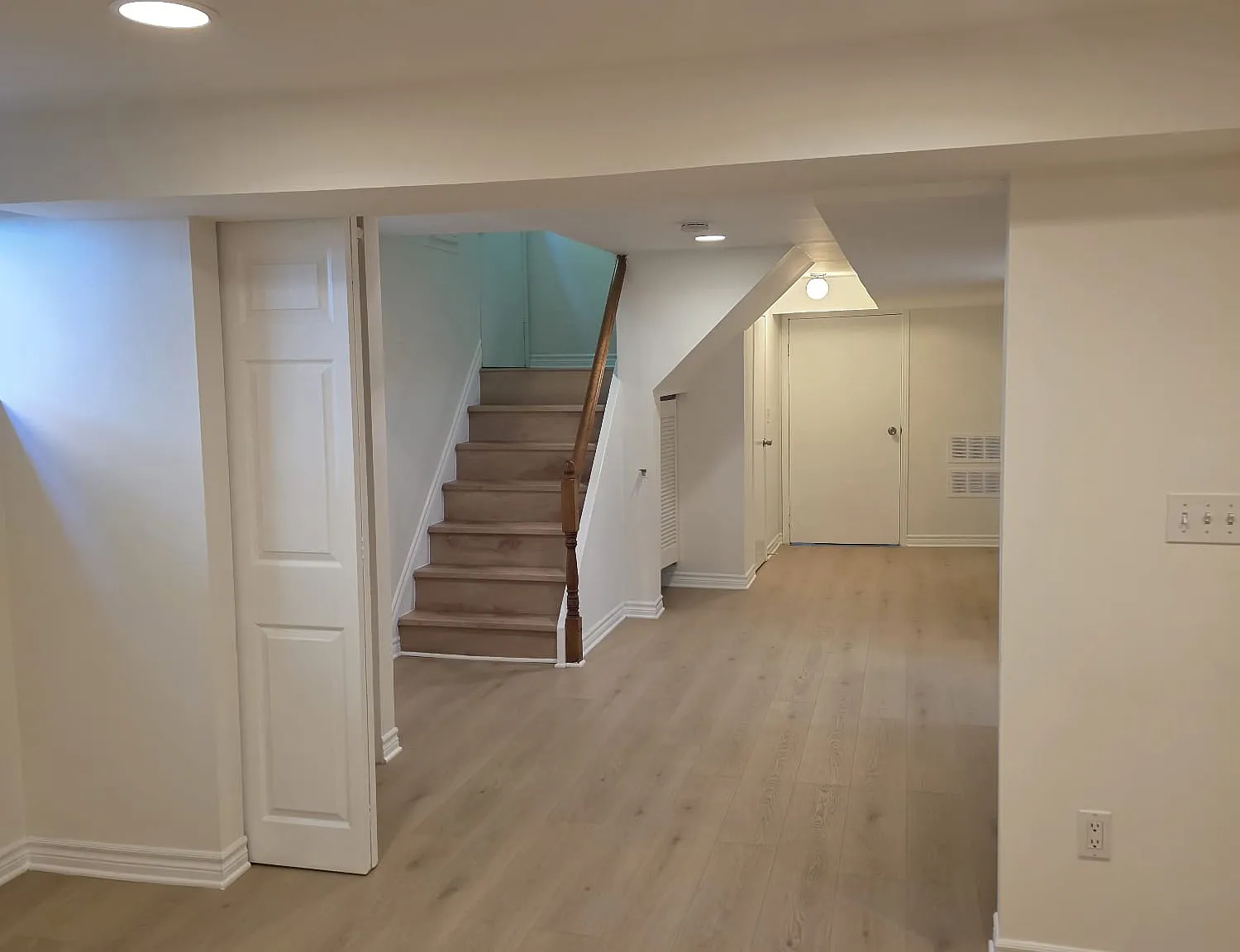 32 Houston Crescent Toronto — Photo 2