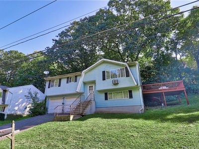 123 Spring Brook Road, Waterbury, CT, 06706