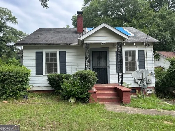 1377 Pine Ave, East Pt, GA 30344