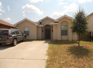 6111 Fray Augusto Ln, Laredo, TX 78043