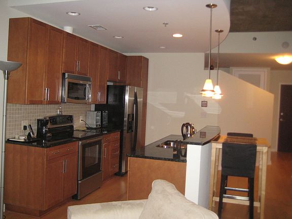 Kitchen with breakfast bar