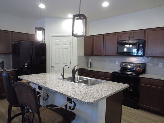 4th image of 1316 N Balboa