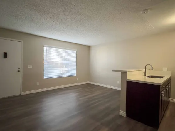 4140 50th St #5, San Diego, CA 92105