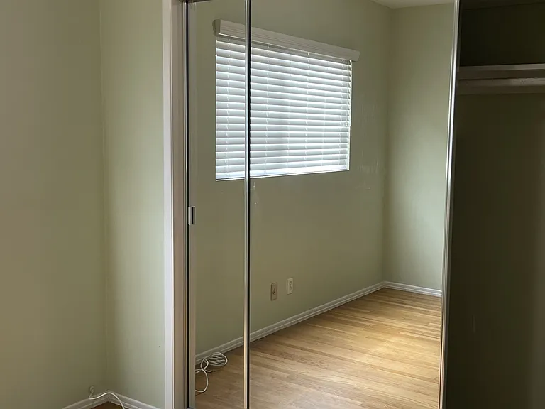 3355 Manning Ave — Photo 30