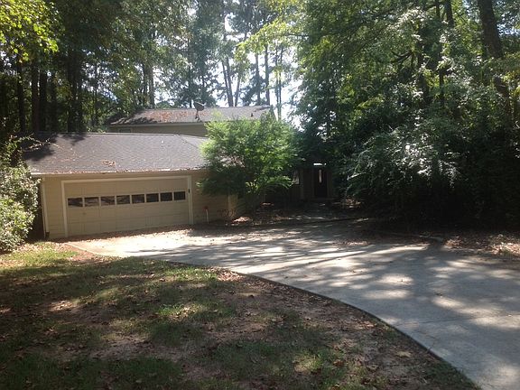 2nd image of 1030 Dogwood Ln
