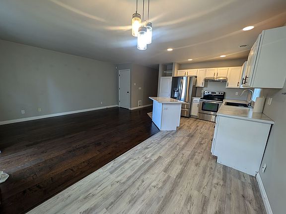 5th image of 332 N Lafayette Ave