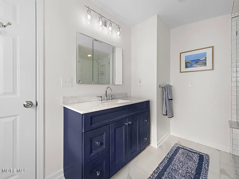 345 Macarthur Ave — Photo 18