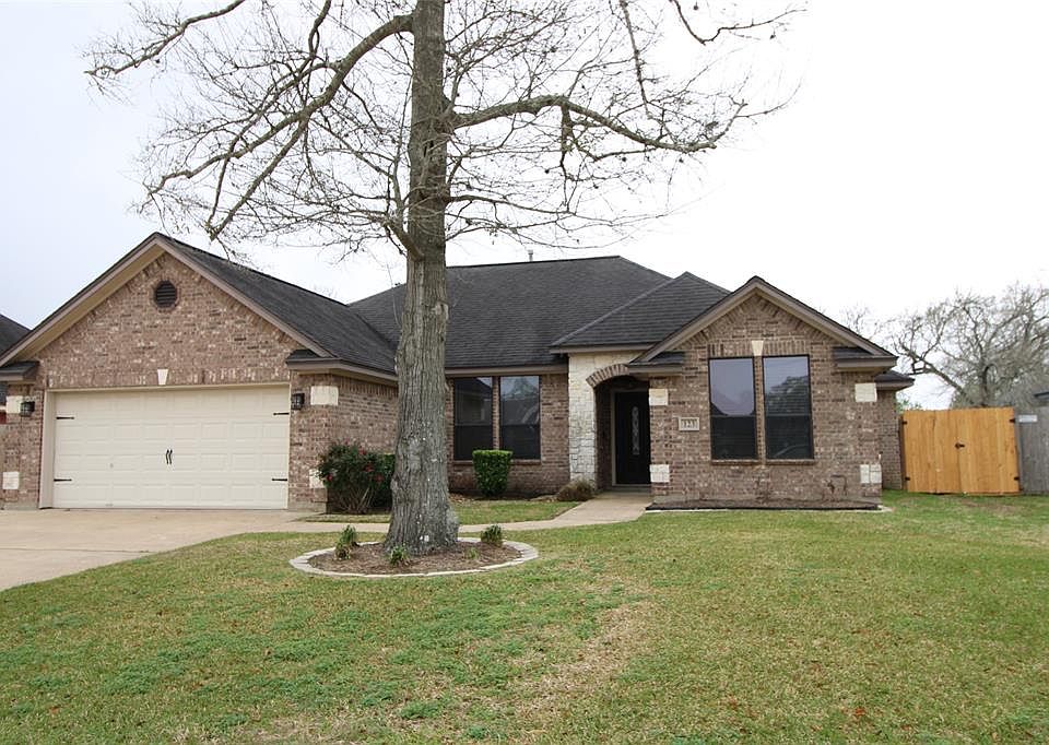 1st image of 123 Corkwood St