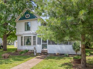 413 W Center St, Sandwich, IL 60548