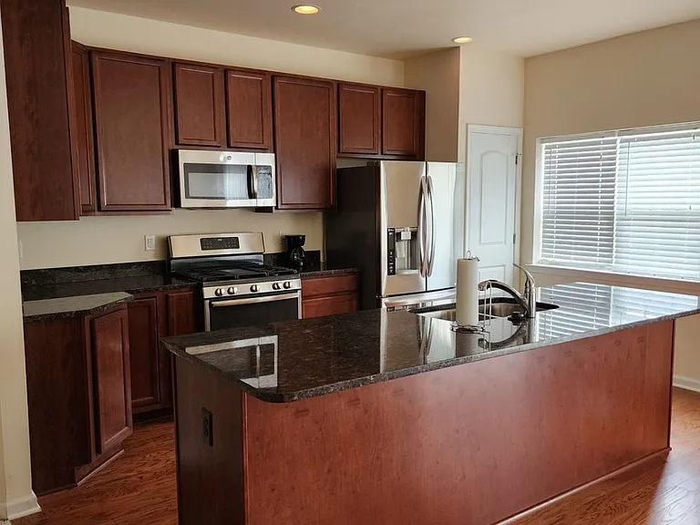 123 Lorraine Dr — Photo 10