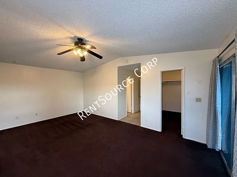 519 W Avenue J15 — Photo 14
