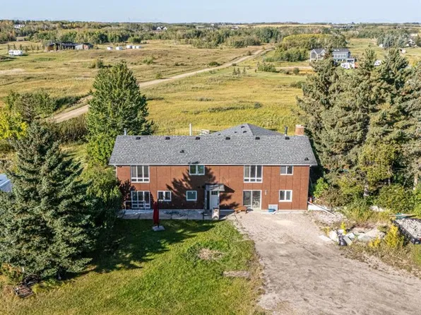 262079 E Poplar Hill Dr, Rocky View County, AB T3R 1C7