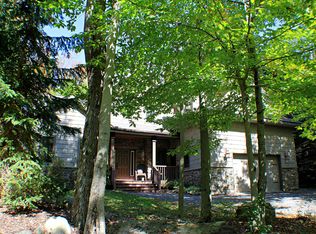 1111 Deer Trail Rd, Pocono Pines, PA 18350