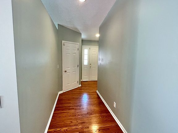 3rd image of 5315 Meadow Estates Dr