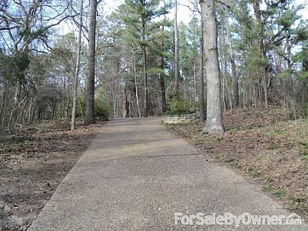 2nd image of 18311 Horsemans Hill Ln