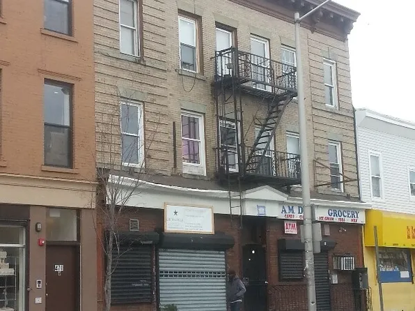 473-475 Ocean Avenue image 1 of 1