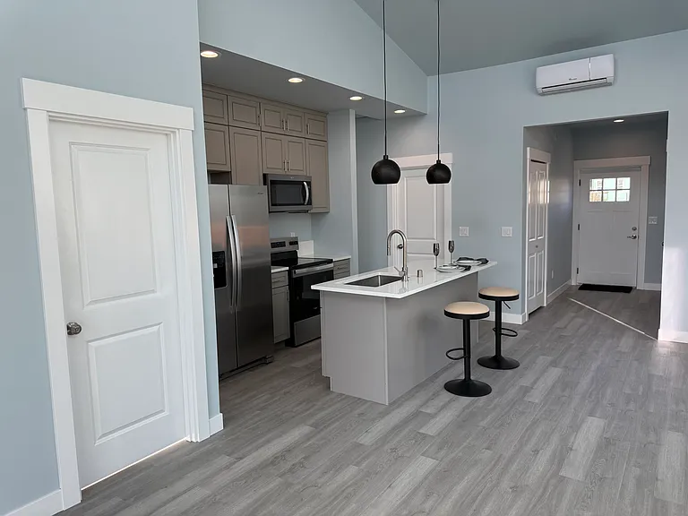 697 A Sunset Ave NE — Photo 10