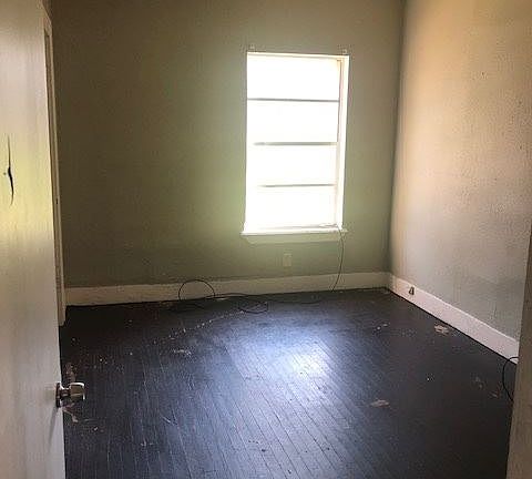 4th image of 247 Herndon St APT B