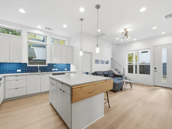 2811 Garwood St #B, Austin, TX 78702