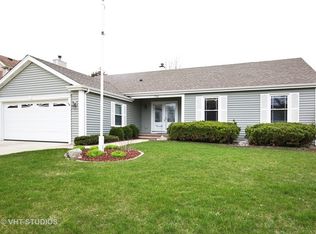 710 Providence Dr, Algonquin, IL