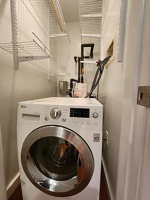 Rented by Astoria Realty | media 4