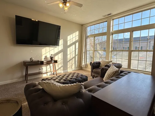 372 S Washington St, Bloomington, IN 47401