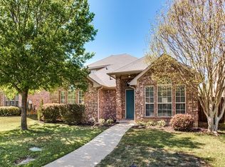550 Continental Dr, Lewisville, TX 75067
