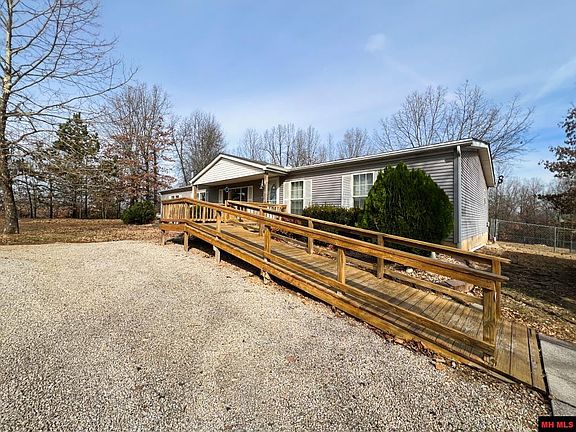 2nd image of 80 Country Oaks Dr