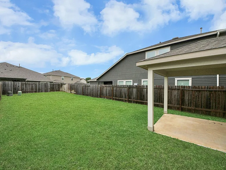 7027 Cedar Breeze Ct — Photo 36