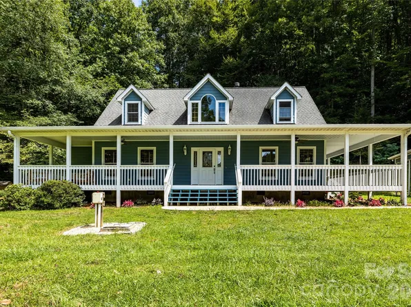 226 Wildcat Mountain Trl, Sylva, NC 28779