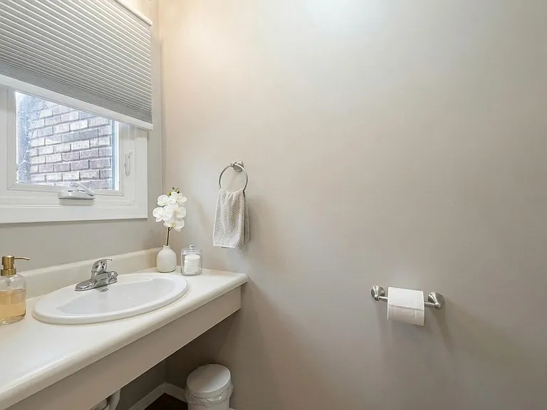 59 Saxonney Cir — Photo 7