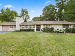 318 Wesley Rd, Knoxville, TN 37909