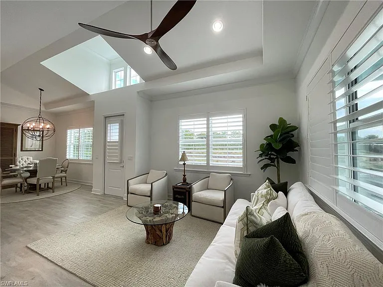 6984 Saona Ct — Photo 9
