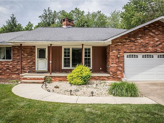 2nd image of 10104 Lynn Dr